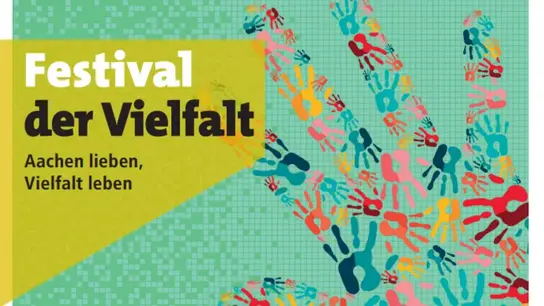 Bild zeigt den Flyer des Festivals mit einem großen Handabdruck bestehend aus vielen kleinen Handabdrücken. Text lautet: Festival der Vielfalt, Aachen lieben, Vielfalt leben.
