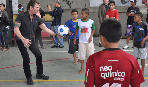 terre des hommes-Hilfsprojekte für Kinder in Brasilien im Programm A chance to play mit Peter Maffay