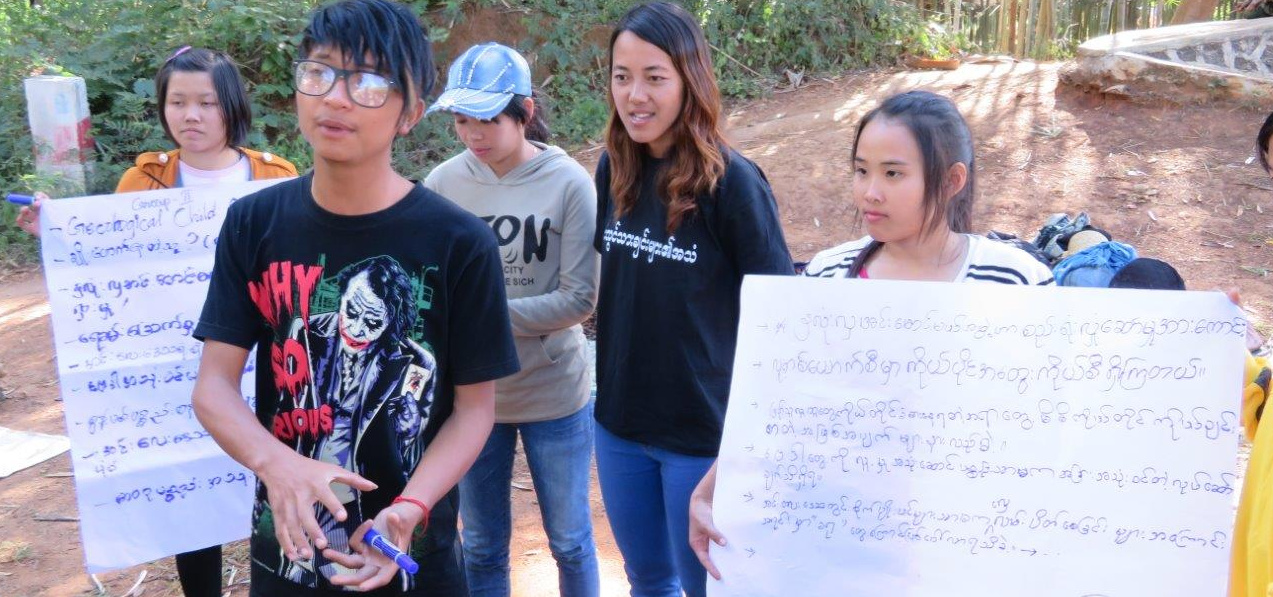 Jugendliche der Mekong Youth Assembly auf einer Info-Veranstaltung