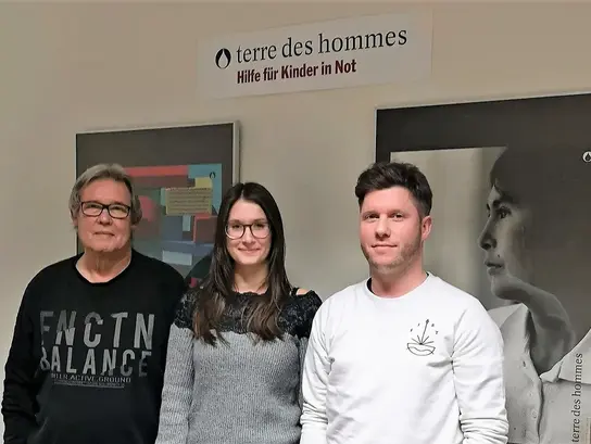 De izquierda a derecha: el director financiero Holger Füngerlings, la presidenta Mona Glowka y el presidente Markus Lattenkamp.