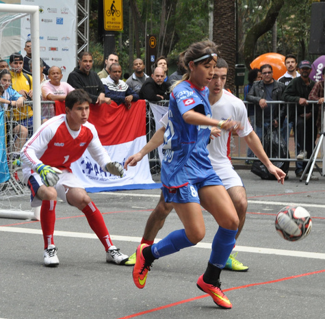 Fair Play bei der Straßenfußball-WM in São Paulo