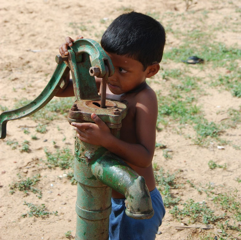 Hilfe für Dürreopfer: Mit der Unterstützung von terre des hommes wird die Wasserversorgung gesichert