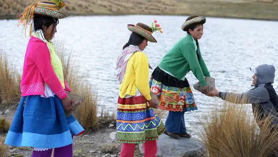 Mit traditionellem Wissen gegen den Klimawandel: In Peru wird Regenwasser in Teichen gespeichert.