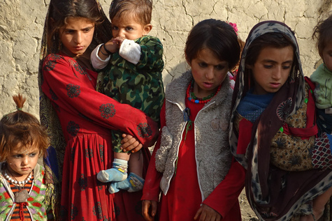 Mädchen in einem Flüchtlingslager in Afghanistan