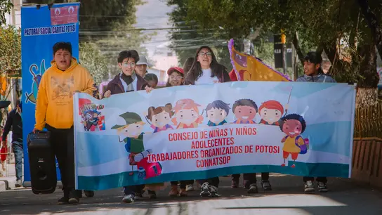 Straßenaktion des Jugendrates der arbeitenden
Kinder in Potosí