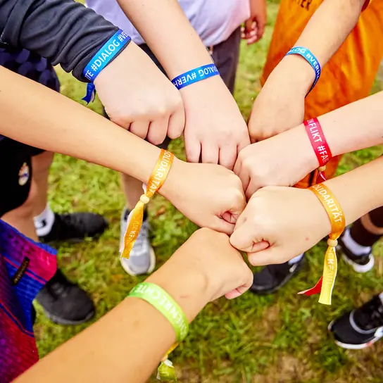 Diálogo, solidaridad, derechos humanos: nuestro proyecto con la organización «Kickfair» promueve la equidad, el compromiso y la cooperación constructiva.